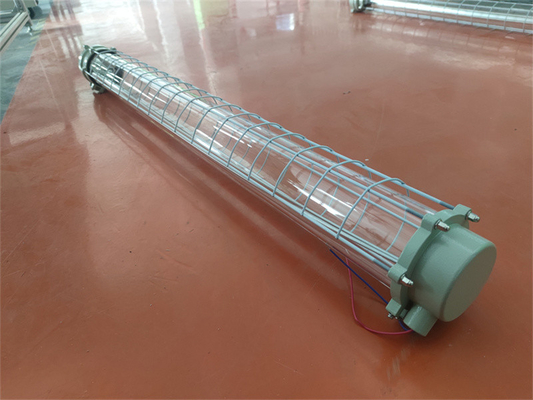 ATEX Ex proof LED Linear Light Fixture 100lm/w IP66 ভিজা পরিবেশে ক্ষয় প্রতিরোধী
