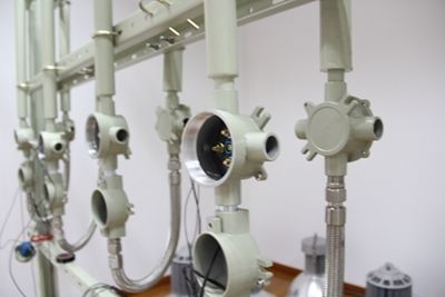 আইপি 66 কাস্ট অ্যালুমিনিয়াম এক্সপ্লোশন প্রুফ জংশন বক্স অগ্নি সুরক্ষা ওয়্যারিং বক্স Exd IIB IIC কাস্টমাইজড