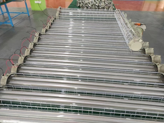 1200MM গুদাম বিস্ফোরণ প্রতিরোধী রৈখিক আলো 18-36W 100LM/W নেতৃত্বাধীন বিস্ফোরণ প্রতিরোধী টিউব ল্যাম্প সিলিং মাউন্ট