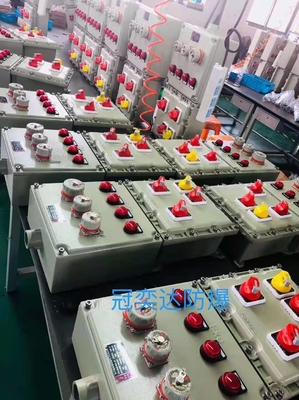 IP66 অ্যালুমিনিয়াম ≤225A ভোল্টেজ ফ্লেমপ্রুফ কন্ট্রোল প্যানেল বিপজ্জনক অবস্থানের জন্য বিস্ফোরণ-প্রমাণ বিতরণ প্যানেল