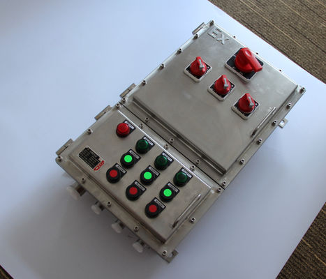 সার্টিফাইড ATEX CNEX CXM সিরিজ এক্স ডি ই আইআইসি ফ্লেমপ্রুফ লাইটিং ডিস্ট্রিবিউশন বক্স IP66 সুরক্ষা টেকসই অ্যালুমিনিয়াম হাউজিং বিপদজনক অঞ্চলের জন্য