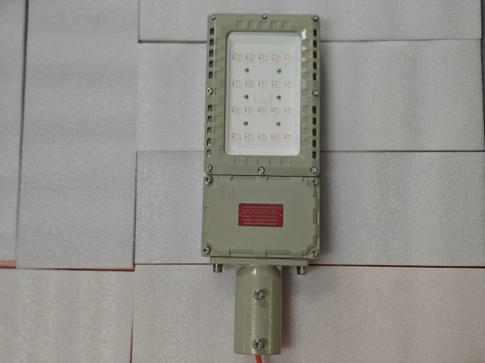 100W - 200W সিলিং এক্সপ্লোশন প্রুফ LED ফ্লাডলাইট IECEx ATEX CNEX সার্টিফাইড