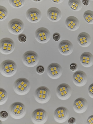 100W / 200W বিস্ফোরণ-প্রমাণ LED উচ্চ বে ফ্ল্যাঞ্জ মাউন্ট WF2 প্রয়োজন শিল্পের জন্য