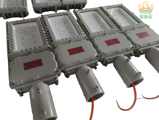 130lm/w কার্যকারিতা ATEX Flameproof LED Floodlight 5000K-5700K