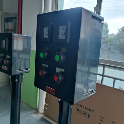 ATEX CNEX অনুমোদিত প্রাচীর বিস্ফোরণ-প্রমাণ স্টেশন জাহাজের জন্য বিস্ফোরণ-প্রমাণ নিয়ন্ত্রণ প্যানেল