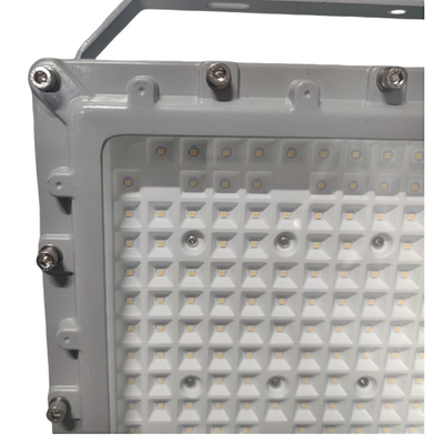 Exproof LED Flood Light ATEX IECEx Ex d 175lm/w তেলক্ষেত্রের রাসায়নিক শিল্পের জন্য 295V