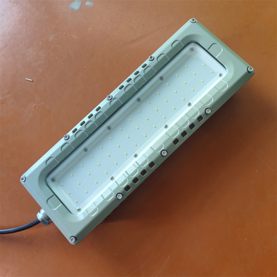 এক্স-প্রুফ LED লিনিয়ার লাইট ATEX IEC RoHS IP66 WF2 সামুদ্রিক গ্রেড অ্যালুমিনিয়াম 100lm/w 295v 80watt জোন 1 এর জন্য2,21,22