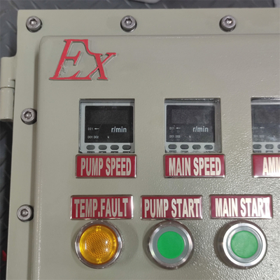ATEX CNEX রেট Ex d Flameproof Panel Box Enclosure IP66 WF2 বিপজ্জনক এলাকার জন্য কাস্টমাইজড ক্যাবল এন্ট্রি 295Vac সহ