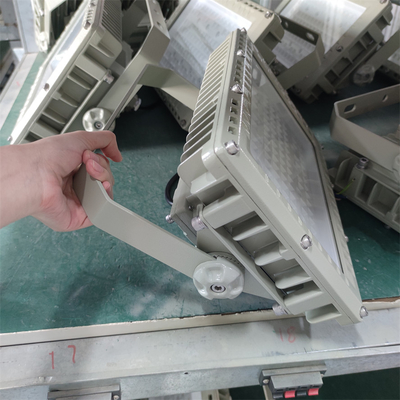 200W ATEX-সার্টিফাইড বিস্ফোরণ-প্রমাণ LED ফ্লাড লাইট পেট্রোকেমিক্যাল-এর জন্য শিখা-প্রতিরোধী আলো সমাধান 160lm/W লুমেন আউটপুট