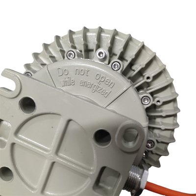 বিস্ফোরণ-প্রমাণ LED আলোকসজ্জা ATEX IEC রেটযুক্ত 185lm/w শক্তি দক্ষতা IP66 WF2 জোন 1 তেল গ্যাস শিল্প আলো জন্য