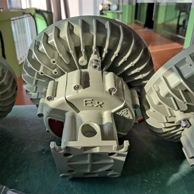 ATEX এক্স-প্রুফ নিরাপত্তা এলইডি আলো উচ্চ বে জলরোধী IECEx RoHS বিপজ্জনক রাসায়নিক শিল্পের জন্য সার্টিফাইড 3500lm 170W
