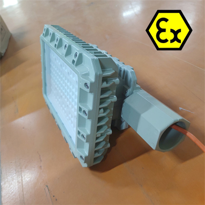 Ex d ATEX LED Explosion Proof Square Light 4000K ডিমমেবল 90-295V EPC ইন্ডাস্ট্রিয়াল লাইটিং এর জন্য IP66 সুরক্ষা সহ OEM 50-250 ওয়াট উপলব্ধ