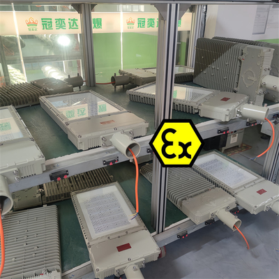IP66 ATEX IECEx CNEX দ্বারা সার্টিফাইড বিস্ফোরণ-প্রমাণ বহিরঙ্গন LED ফ্লাডলাইট, অফশোর প্ল্যাটফর্ম, শোধনাগার এবং বিপদজনক প্ল্যান্টের জন্য আদর্শ