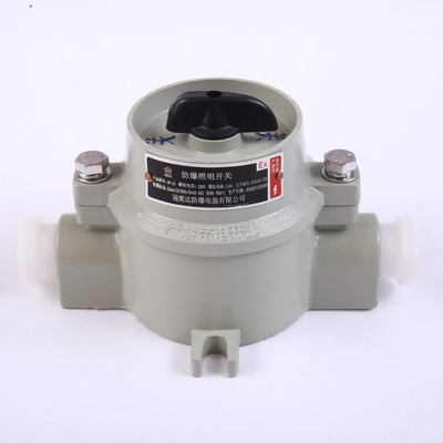 220V/380V ভোল্টেজ বিস্ফোরণ-প্রমাণ সুইচ জন্য পৃষ্ঠ মাউন্ট টাইপ সুবিধা