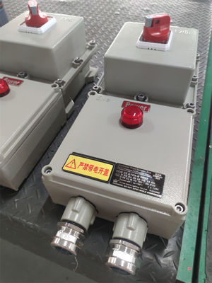 শক্তি - ATEX বিস্ফোরণ-প্রমাণ কন্ট্রোল স্টেশন শিখা-প্রমাণ বৈদ্যুতিক কন্ট্রোল বক্স 220/380Vac G1/2" G3/4" G1 G1.1/4" G1.1/2" G2