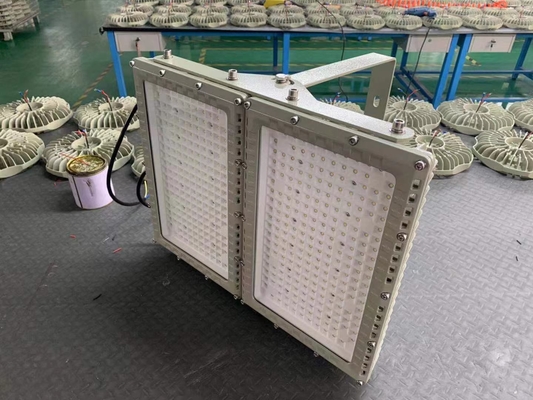 CREE 50-240 ওয়াট এলইডি ফ্লাড লাইট 50 000 ঘন্টা জীবন এবং কাস্টমাইজযোগ্য রঙ