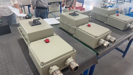 ATEX জোনের জন্য বিস্ফোরণ প্রতিরোধী নিয়ন্ত্রণ প্যানেল IP66 WF2 সুরক্ষা স্তর