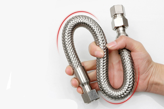 ATEX/IECEx Ex-d বিস্ফোরণ-প্রমাণ নমনীয় কন্ডুইট – ½” PVC-লেपित স্টেইনলেস স্টিল, জোন 1/2 এবং 21/22 এর জন্য IP66