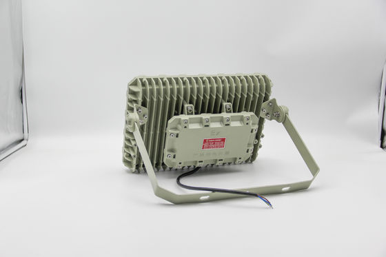 ফ্লেমপ্রুফ এলইডি ফ্লাড লাইট ∙ এনার্জি সাশ্রয়ী, আইপি৬৬ রেটিং