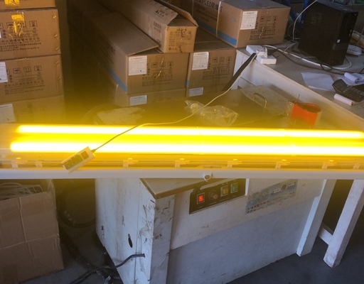 টেকসই 0.6m/1.2m ATEX/IECEx/CNEX বিস্ফোরণ প্রমাণ লিনিয়ার LED লাইট শিল্প গ্রেড IP66 আলো বিপজ্জনক এলাকার জন্য তেল ও গ্যাস রাসায়নিক প্ল্যান্ট খনি মেরিন সুবিধা শক্তি-সাশ্রয়ী ডিজাইন কমায়