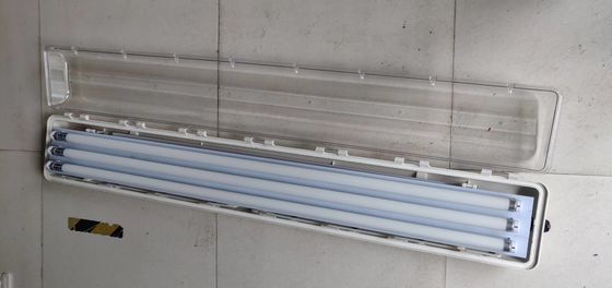 ATEX/IECEx/CNEX এক্সপ্লোশন প্রুফ লিনিয়ার এলইডি লাইট বিপজ্জনক অবস্থানের জন্য শিল্প গ্রেড আলোকসজ্জা, শক্তি দক্ষ, আইপি 66, কাস্টম শক্তি এবং রঙ তাপমাত্রা বিকল্প