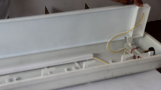 ATEX/IECEx/CNEX এক্সপ্লোশন প্রুফ লিনিয়ার এলইডি লাইট বিপজ্জনক অবস্থানের জন্য শিল্প গ্রেড আলোকসজ্জা, শক্তি দক্ষ, আইপি 66, কাস্টম শক্তি এবং রঙ তাপমাত্রা বিকল্প