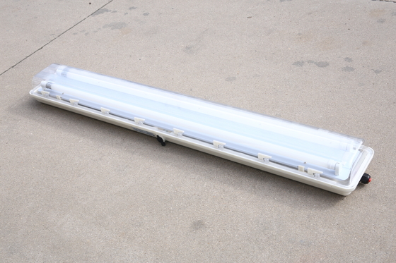 ATEX 1200mm দৈর্ঘ্য 2 * 18W ডাবল টিউব বিস্ফোরণ-প্রতিরোধী এলইডি রৈখিক আলো জোন 1 এবং 2, জোন 21 এবং 22 এর জন্য
