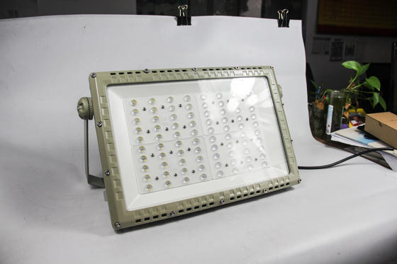 250W ATEX ফ্লেমপ্রুফ LED রাস্তার আলো | ঝুঁকিপূর্ণ শিল্পের জন্য দীর্ঘ জীবনকাল IECEx সার্টিফাইড আলো