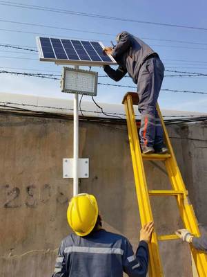গরম বিক্রয় উচ্চ লুমেন অ্যান্টি-বিস্ফোরণ প্রতিরোধী বন্যা আলো আইপি 66 ডাব্লুএফ 2 সুরক্ষা স্তর