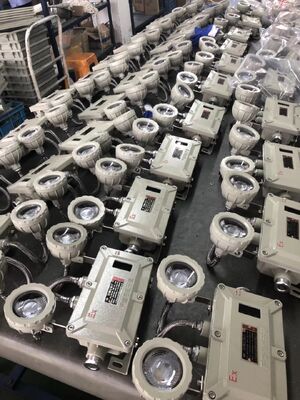 উচ্চ মানের এলইডি আলো ATEX IP66 জরুরী আলো রিচার্জেবল ডাবল হেড ল্যাম্প এক্সিট লাইট বিপদ অঞ্চল ১ এবং ২