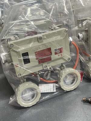 180min জোন 1/21 বিপজ্জনক স্থানগুলির জন্য অগ্নিরোধী জরুরী আলো টুইন স্পট ATEX সার্টিফিকেট সহ