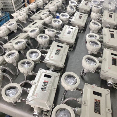 এক্স কোড এক্স ডিবি IIC T6 Gb বিস্ফোরণ-প্রমাণ এলইডি ফ্লাড লাইট কাস্টমাইজযোগ্য আদর্শ তেল গ্যাস জোন ১ বিপজ্জনক এলাকার আলো সমাধান