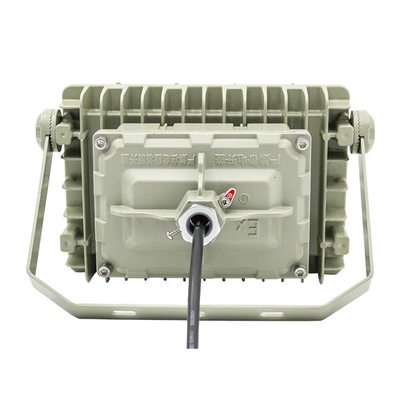 ভোল্টেজ AC100-277V 100W বিস্ফোরণ প্রতিরোধী LED বন্যা আলো 4000K CCT